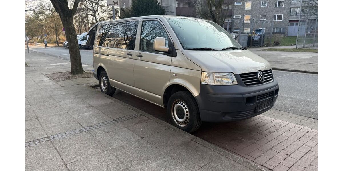 VW T5 Transporter 220.000 km 7.500 &euro; Hannover 30657
