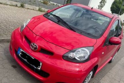 Toyota Aygo (X) 108.000 km 2.900 € Pattensen 30982