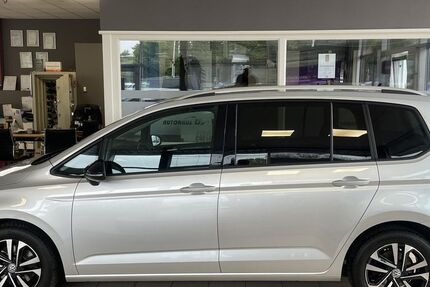 VW Touran 112.765 km 20.990 € Hannover 30419