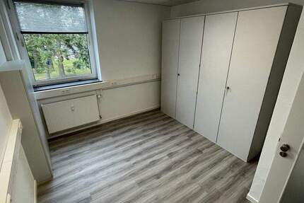 Gewerbeobjekt Langenhagen Alt-Langenhagen - 3 Zimmer, 63 m&sup2;, 600&euro; | Angebot:25700199