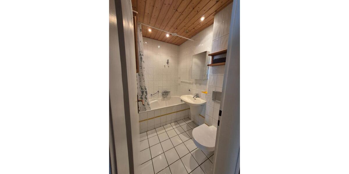 Reihenhaus Garbsen - 5.5 Zimmer, 135 m&sup2;, 360.000&euro; | Angebot:27229418