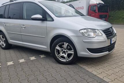 VW Touran 241.000 km 3.499 &euro; Hannover 30419