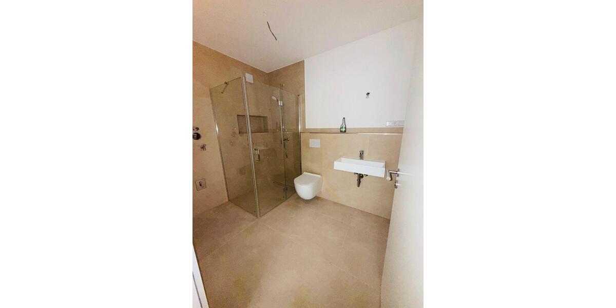 Etagenwohnung Hannover Vahrenwald-List - 4 Zimmer, 106 m&sup2;, 1.395&euro; | Angebot:26441379