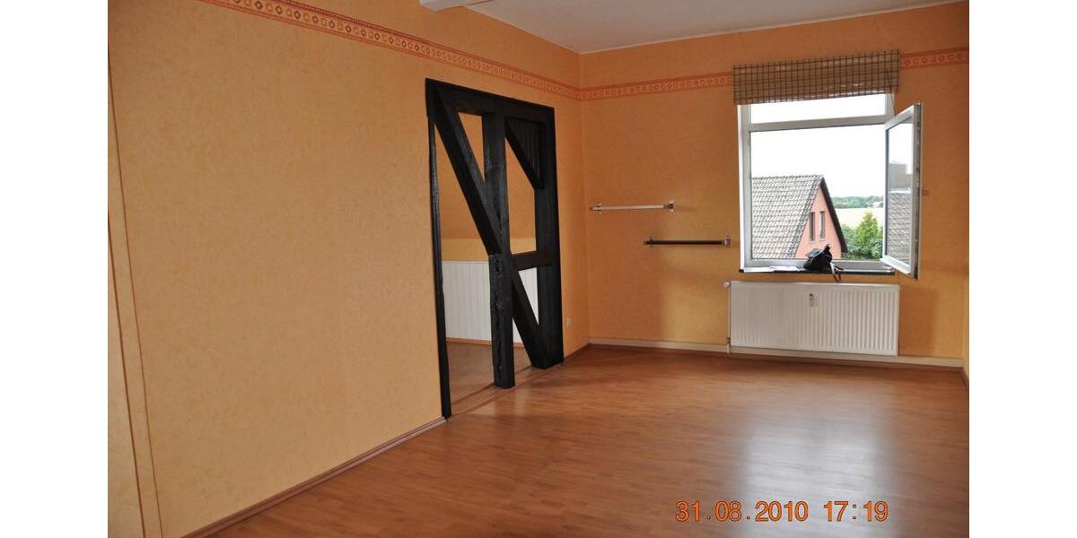 Dachgeschoßwohnung Barsinghausen - 2.5 Zimmer, 74 m&sup2;, 573&euro; | Angebot:26365373