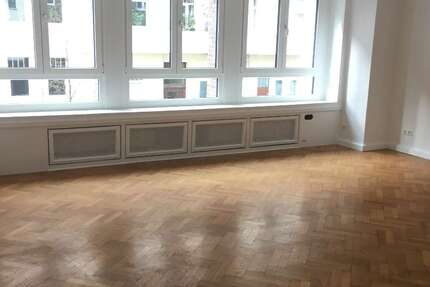 Wohnung zum Mieten in Hannover 1.152,81 € 112.36 m² 3 zimmer