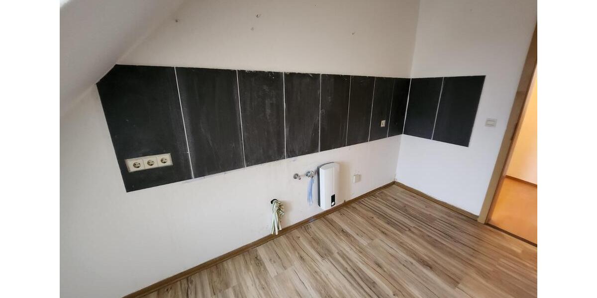 Dachgeschoßwohnung Hohenhameln - 3 Zimmer, 67 m&sup2;, 74.000&euro; | Angebot:26931662