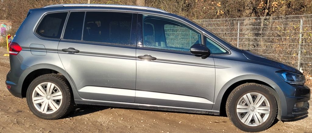 VW Touran 120.000 km 17.199 &euro; Hannover 30539
