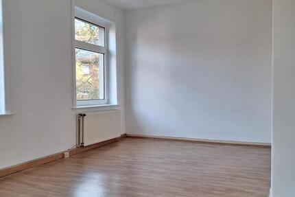 Wohnung Hannover Ahlem-Badenstedt-Davenstedt - 5 Zimmer, 130 m&sup2;, 1.180&euro; | Angebot:26578117