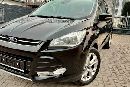 Ford Kuga 195.160 km 6.997 &euro; hannover 30659