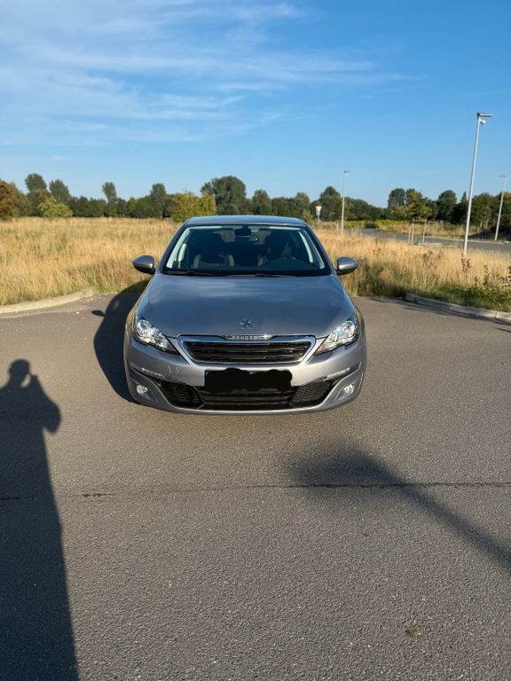 Peugeot 308 63.500 km 5.999 € Burgdorf 31303