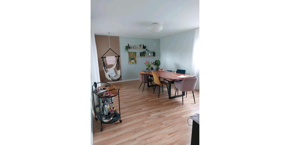 Etagenwohnung Laatzen - 3.5 Zimmer, 90 m&sup2;, 195.000&euro; | Angebot:26563331