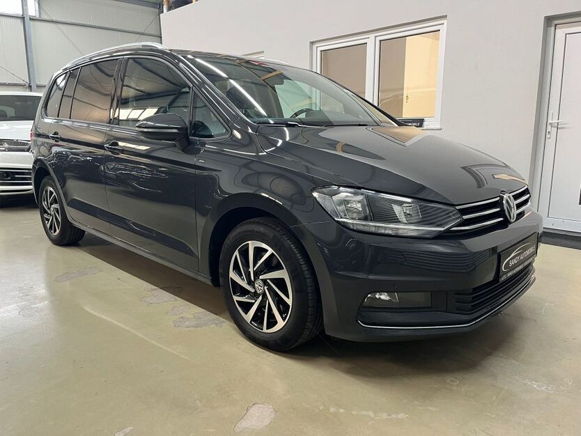 VW Touran 236.330 km 15.990 € Ronnenberg 30952
