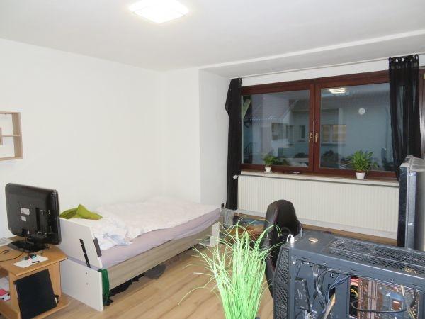 Erdgeschoßwohnung Langenhagen Engelbostel - 4.5 Zimmer, 140 m&sup2;, 1.300&euro; | Angebot:26068362
