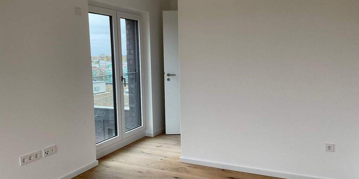 Etagenwohnung Hannover Döhren - 4 Zimmer, 120 m&sup2;, 1.690&euro; | Angebot:23191532