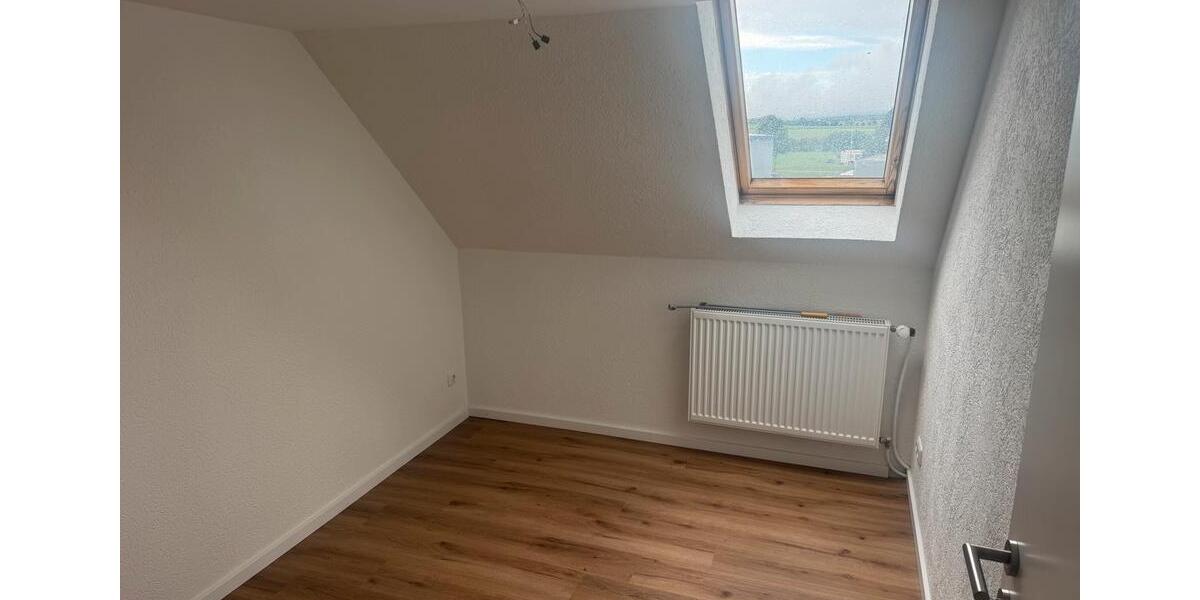Dachgeschoßwohnung Bad Münder am Deister - 3 Zimmer, 72 m&sup2;, 760&euro; | Angebot:27542753