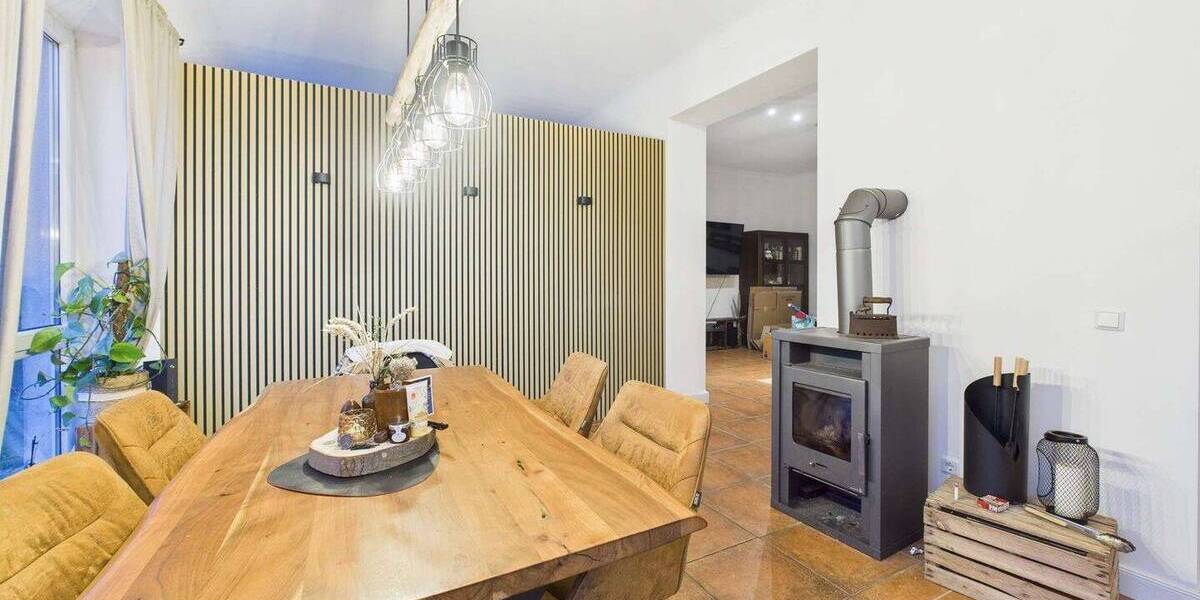 Mehrfamilienhaus, Wohnhaus Barsinghausen Hohenbostel - 7 Zimmer, 266 m&sup2;, 620.000&euro; | Angebot:26107153