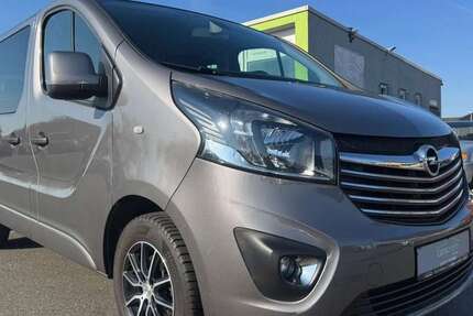 Opel Vivaro 136.000 km 14.900 &euro; Garbsen 30827