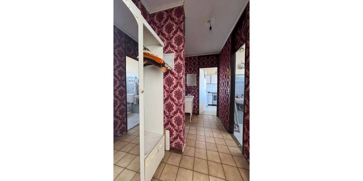 Etagenwohnung Hannover Linden-Mitte - 4 Zimmer, 100 m&sup2;, 100.000&euro; | Angebot:25211702