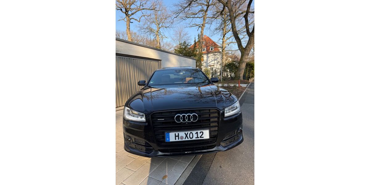 Audi A8 135.000 km 31.800 &euro; Hannover 30419