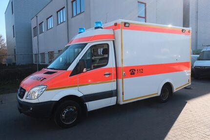 Mercedes-Benz Sprinter 278.412 km 8.900 &euro; Hannover 30179