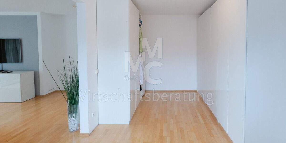 Einfamilienhaus Isernhagen / Altwarmbüchen Altwarmbüchen - 7 Zimmer, 319 m&sup2;, 1.245.000&euro; | Angebot:25745085