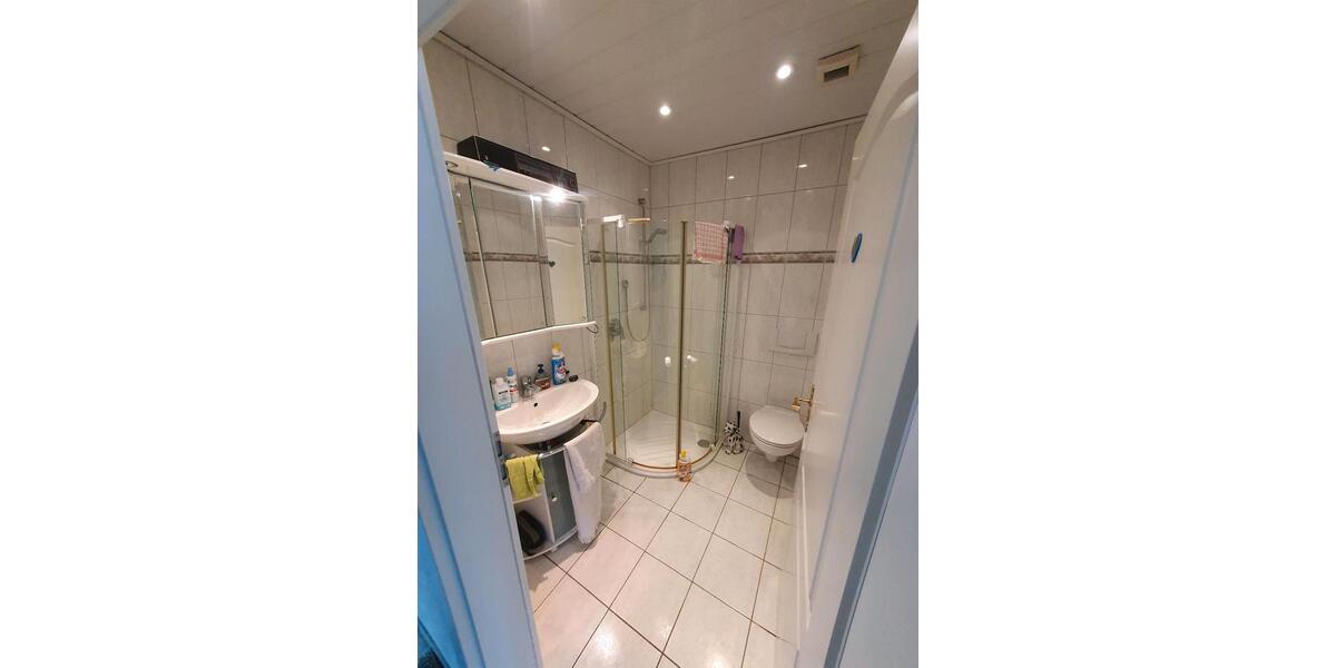 Doppelhaushälfte Lehrte - 4 Zimmer, 190 m&sup2;, 1.700&euro; | Angebot:24834094