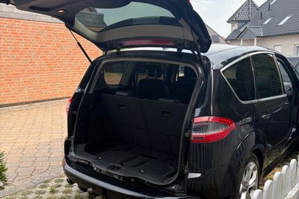 Ford S-Max 224.702 km 5.900 &euro; Garbsen 30826