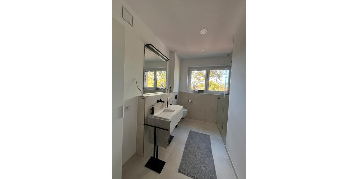 Dachgeschoßwohnung Isernhagen - 2.5 Zimmer, 84 m&sup2;, 1.598&euro; | Angebot:26255399