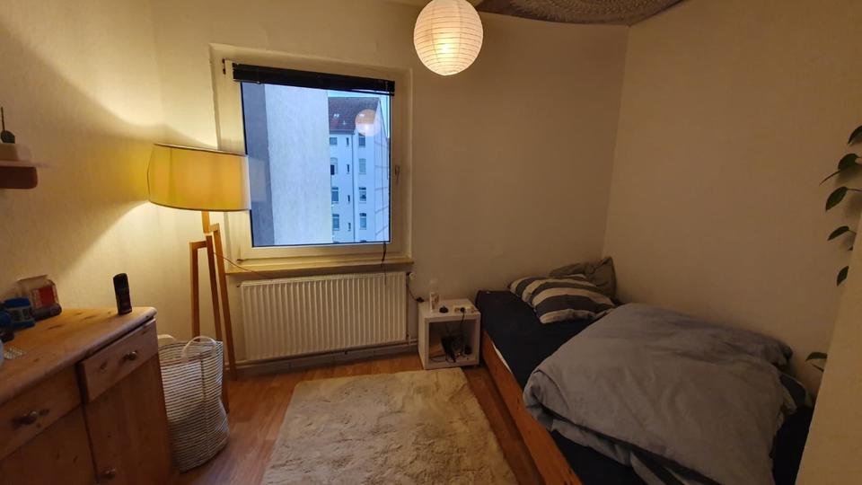 Dachgeschoßwohnung Hannover Mitte - 2 Zimmer, 75 m&sup2;, 750&euro; | Angebot:25567953