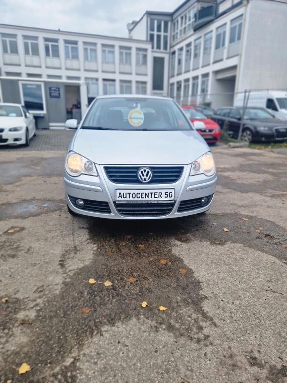 VW Polo 140.560 km 2.499 € Hannover 30165