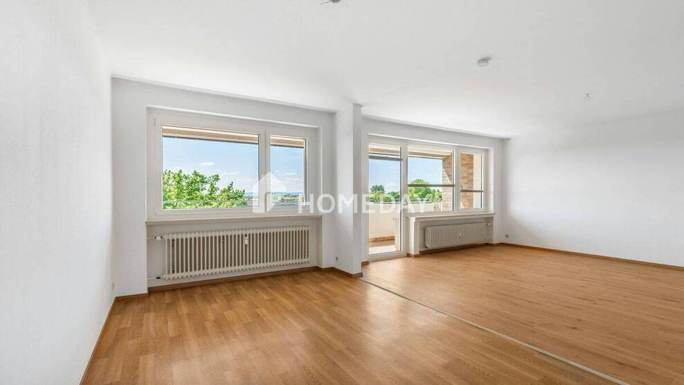 Altersgerecht Wohnen in Berenbostel: Renovierte Wohnung mit XL-Loggia, Aufzug und Garage 2 zimmer