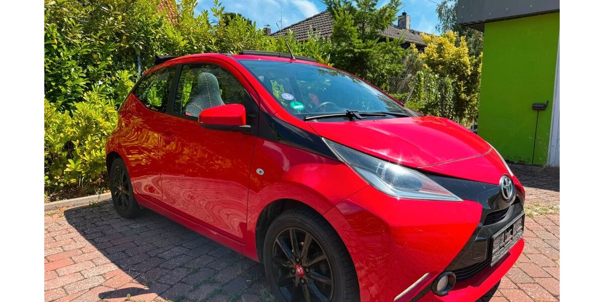 Toyota Aygo (X) 141.000 km 5.390 &euro; Ronnenberg 30952