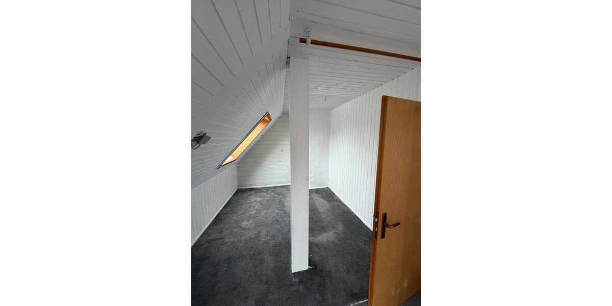 Erdgeschoßwohnung Neustadt am Rübenberge - 5 Zimmer, 185 m&sup2;, 1.565&euro; | Angebot:26041142