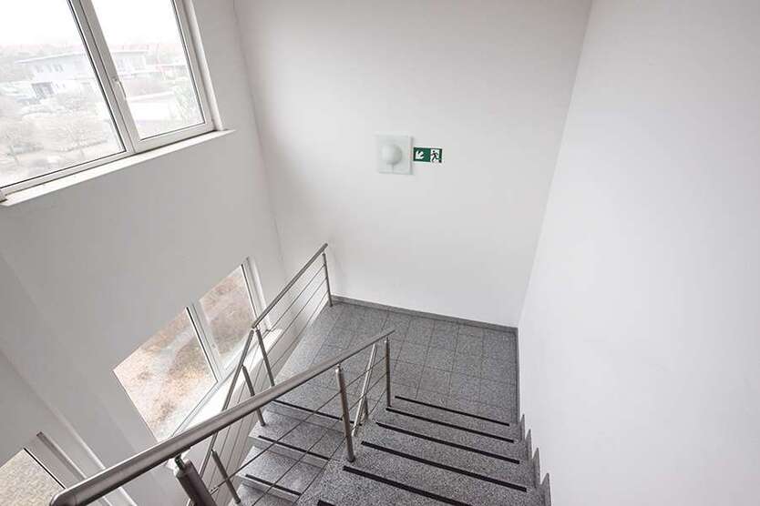 Halle in Wedemark 890.000 € 390 m²