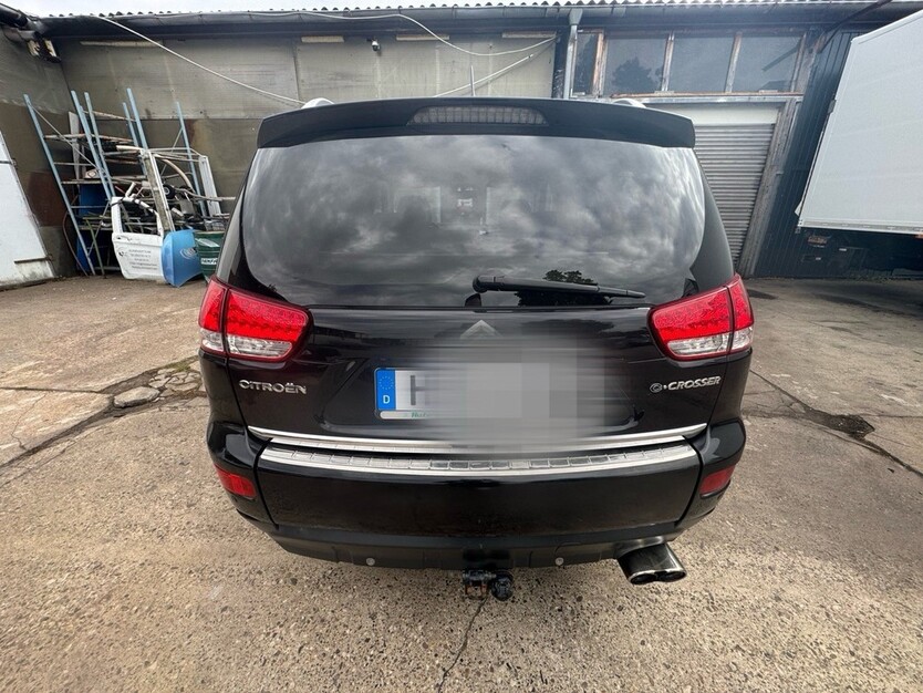 Citroen C-Crosser 23.566 km 3.500 € Hannover 30159
