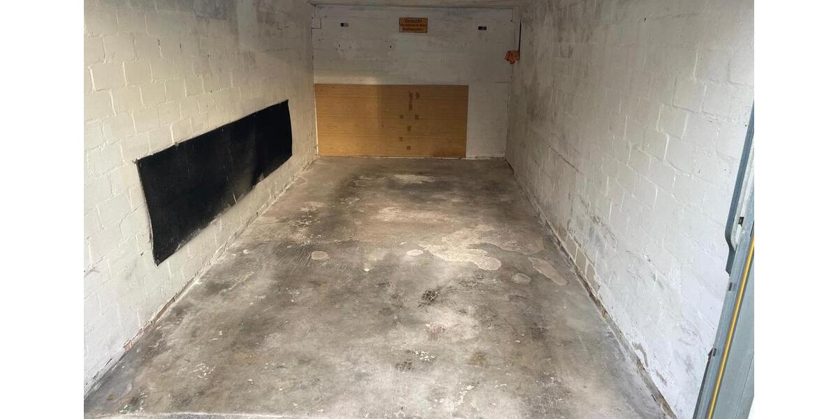 Garagen / Stellplätze Hannover Herrenhausen-Stöcken - 80&euro; | Angebot:25425704