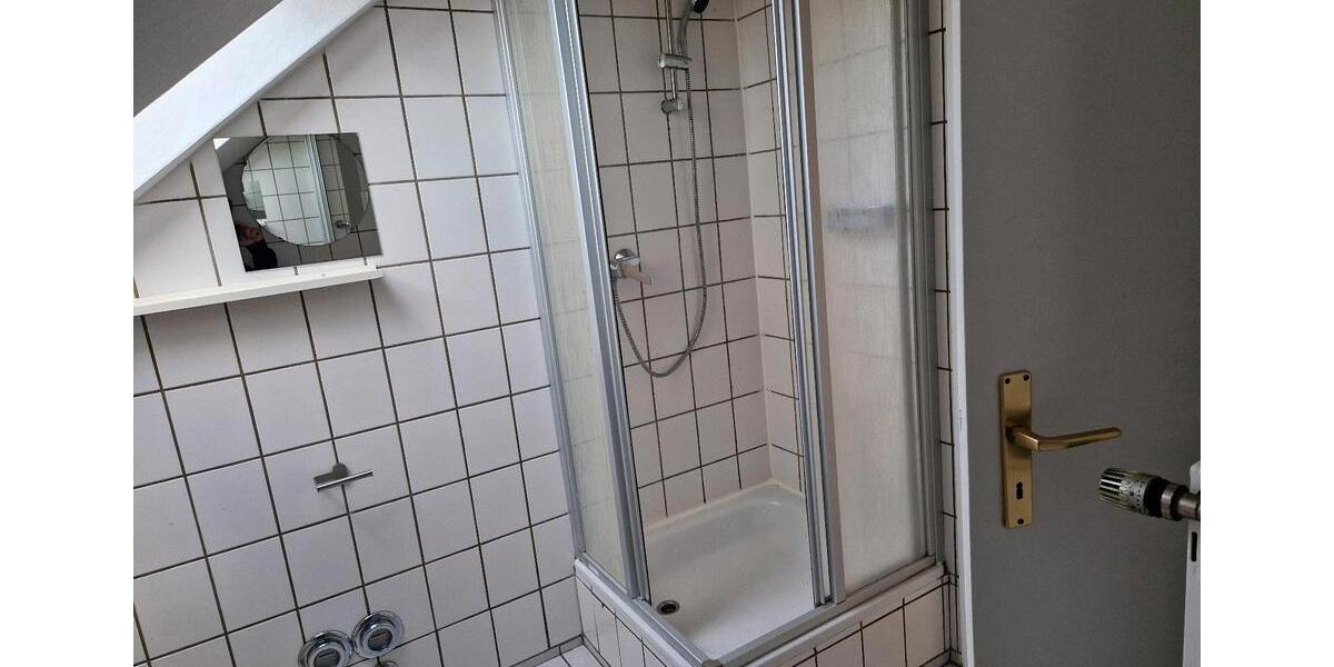 Dachgeschoßwohnung Pattensen - 2 Zimmer, 65 m&sup2;, 625&euro; | Angebot:25840770