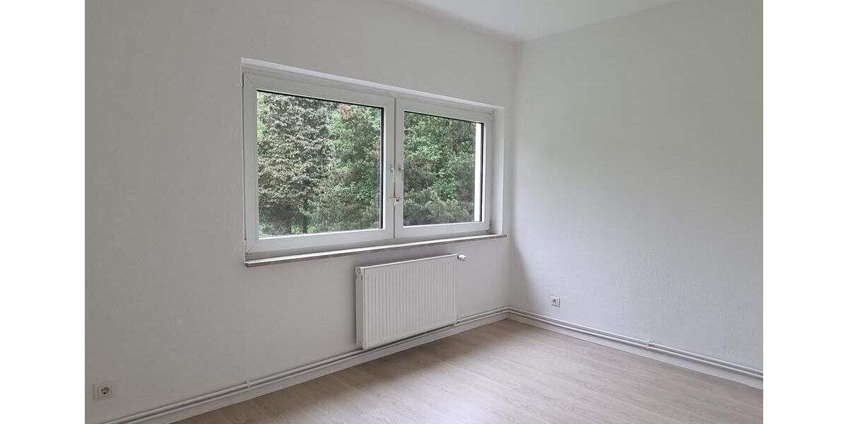 Erdgeschoßwohnung Hannover Linden-Limmer - 3 Zimmer, 72 m&sup2;, 830&euro; | Angebot:26248052