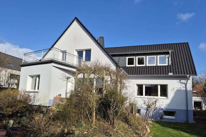 Haus zum Kaufen in Hannover 945.000 € 221 m²