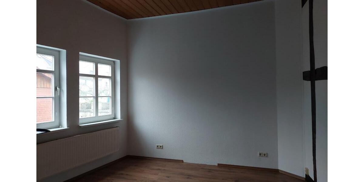 Einfamilienhaus Bad Münder am Deister - 5 Zimmer, 140 m&sup2;, 1.050&euro; | Angebot:27609361