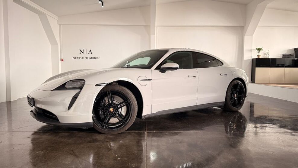 Porsche Taycan 74.500 km 59.490 € Hannover 30177