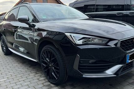 Cupra Leon 89.000 km 22.200 &euro; Harsum 31177