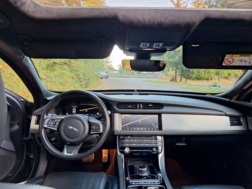 Jaguar XF 104.000 km 18.000 € Gehrden 30989