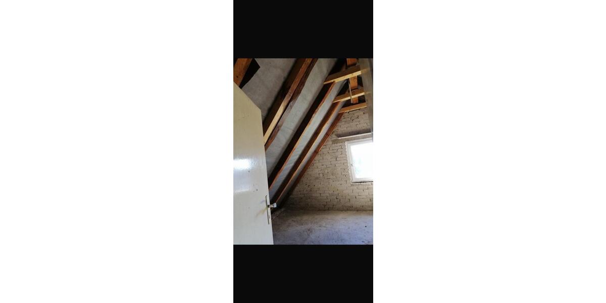 Einfamilienhaus Hannover Linden-Limmer - 25 Zimmer, 350 m&sup2;, 50.000&euro; | Angebot:26300004