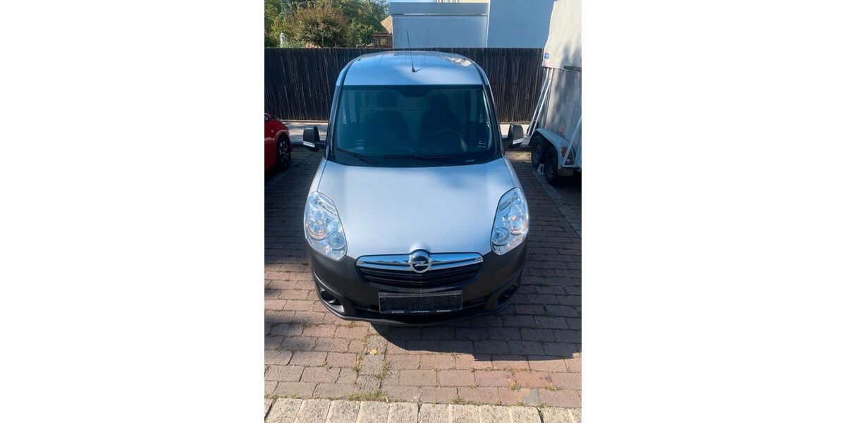 Opel Combo 146.000 km 5.900 € Hannover 30916