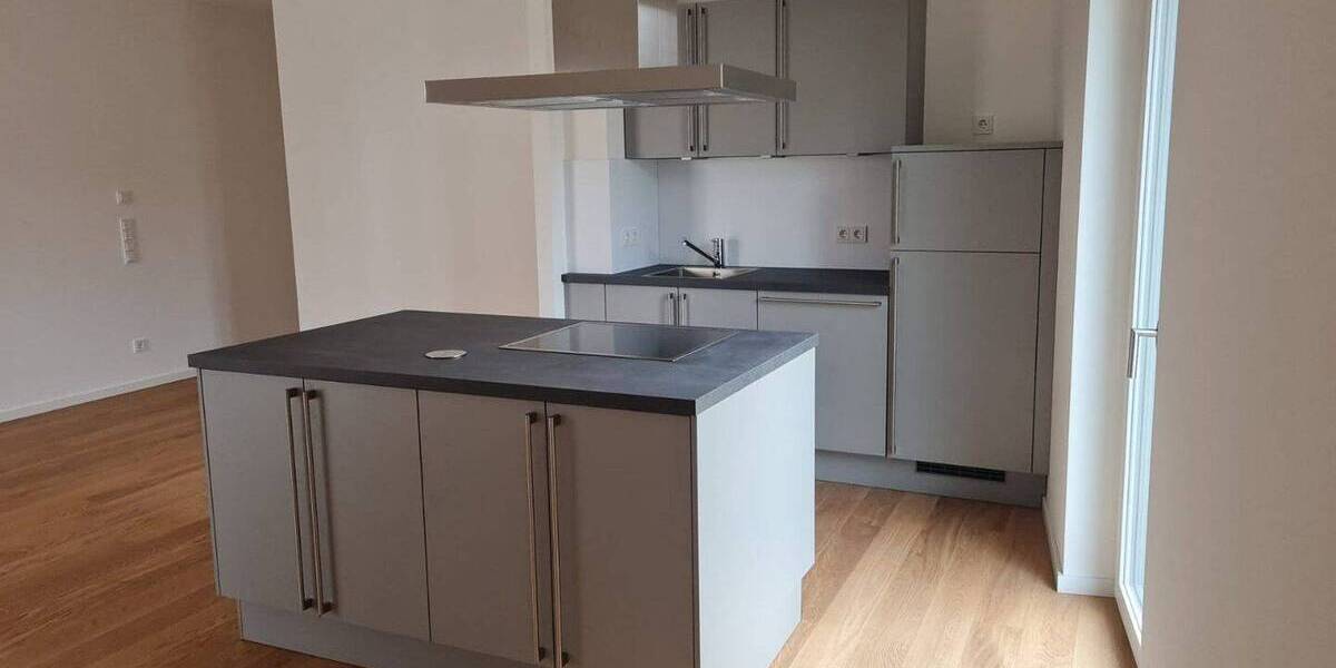 Etagenwohnung Hannover List - 3 Zimmer, 86 m&sup2;, 1.350&euro; | Angebot:26847002