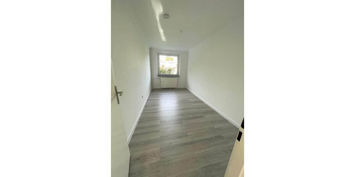 Etagenwohnung Hannover Herrenhausen-Stöcken - 3 Zimmer, 69 m&sup2;, 230.000&euro; | Angebot:26993514