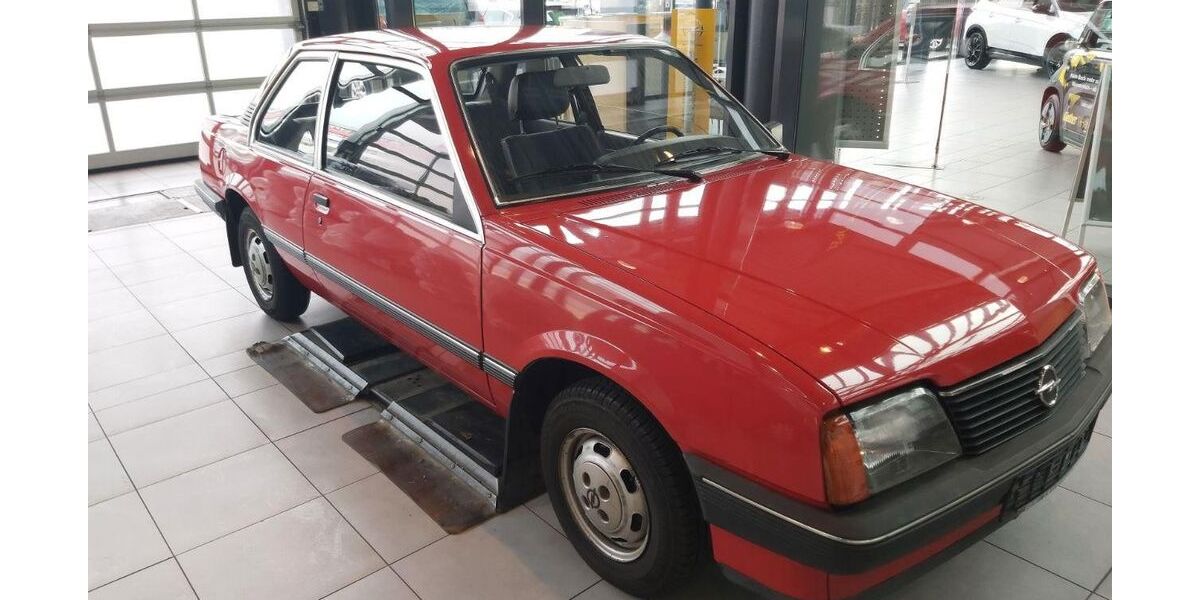 Opel Ascona 200.000 km 3.850 &euro; Lehrte 31275