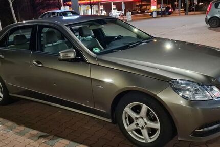 Mercedes E 300