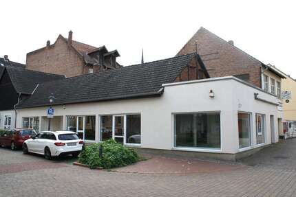 Einzelhandel in Peine 1.720 € 180 m² zimmer